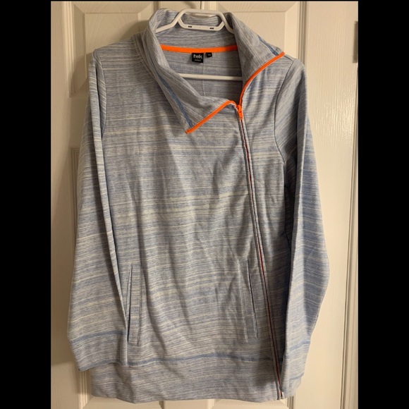 Simons TWIK Asymmetrical Zip Sweatshirt - Picture 1 of 3